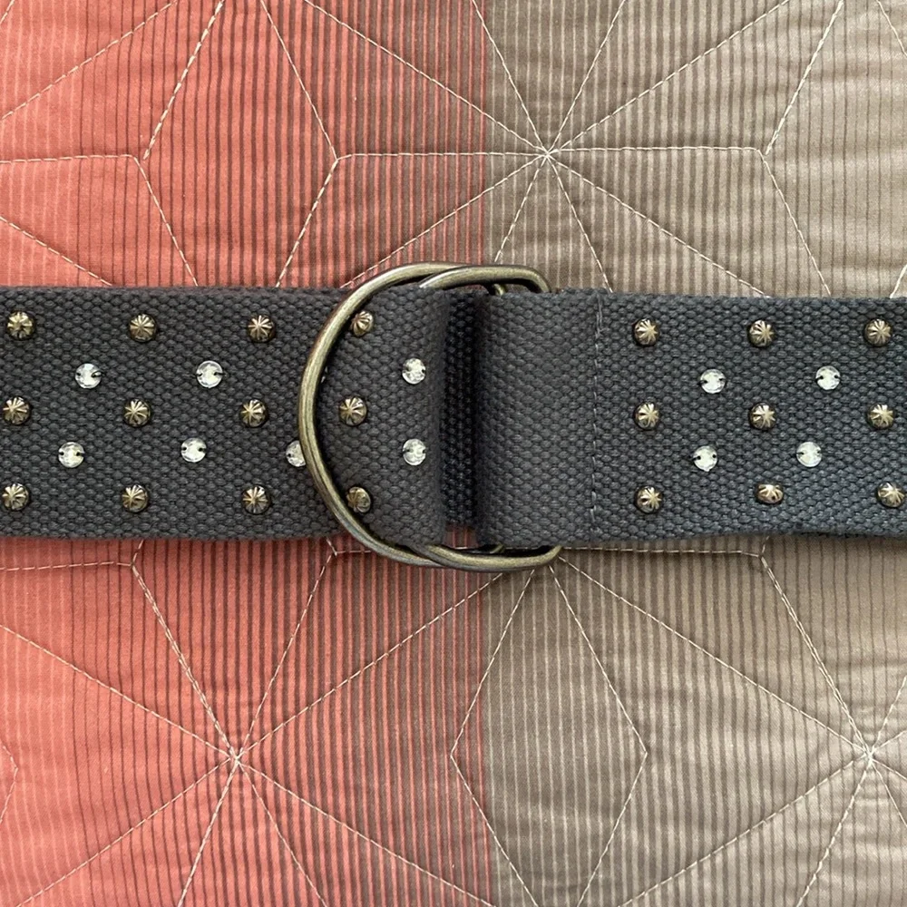 Set of 3 women’s cloth belts. 2 with beading, 1 without. Gray, white, navy blue. - Picture 3 of 5